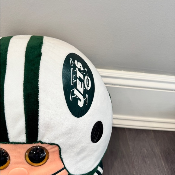 NFL NY Jets Plush Player Face Stuffed Plush Toy - Green and White Football - Picture 4 of 5